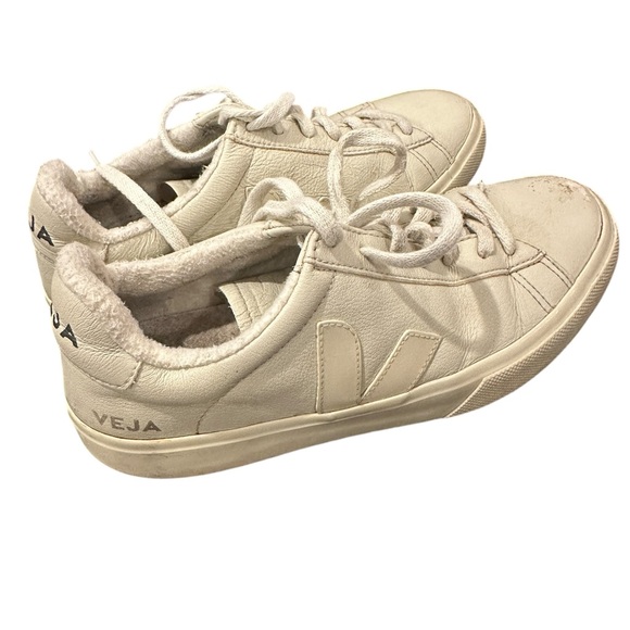 VEJA Women’s Campo Sneaker | Size 9 | Chrome-free Leather Pierre - Picture 3 of 6
